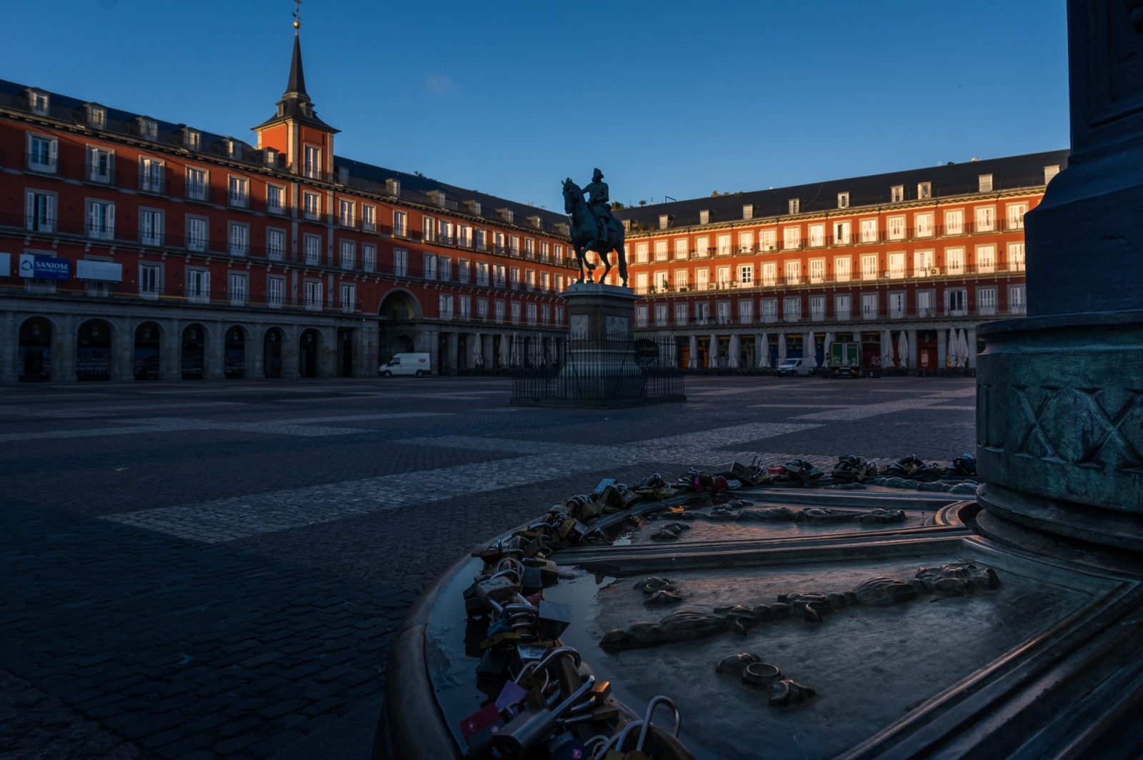 Plaza mayor first light